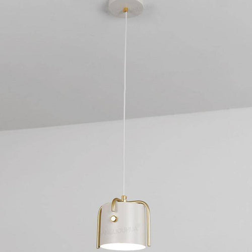 Suspension design LED avec abat-jour en métal coloré style Macaron