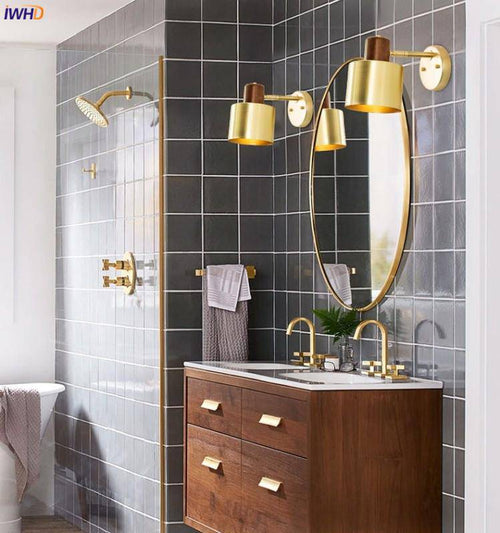 Applique murale LED en métal doré orientable