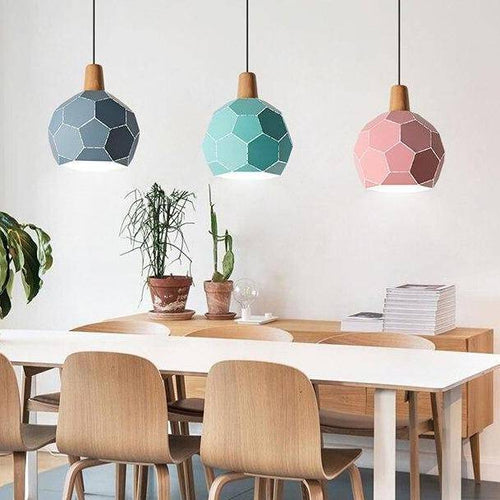 Suspension design à LED en métal coloré style scandinave