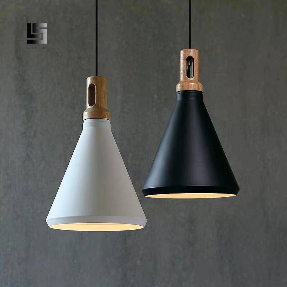 Suspension conique en aluminium et bois Nordic - vue 3 sur 4