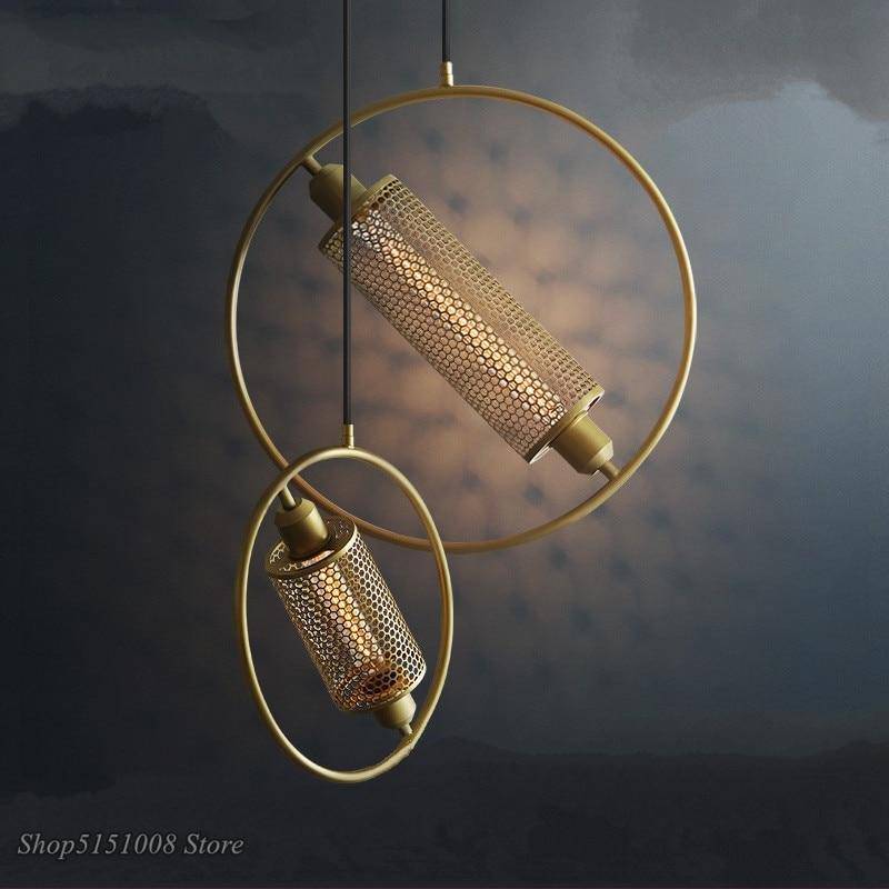 Suspension design LED avec anneau en métal doré - vue 4 sur 4