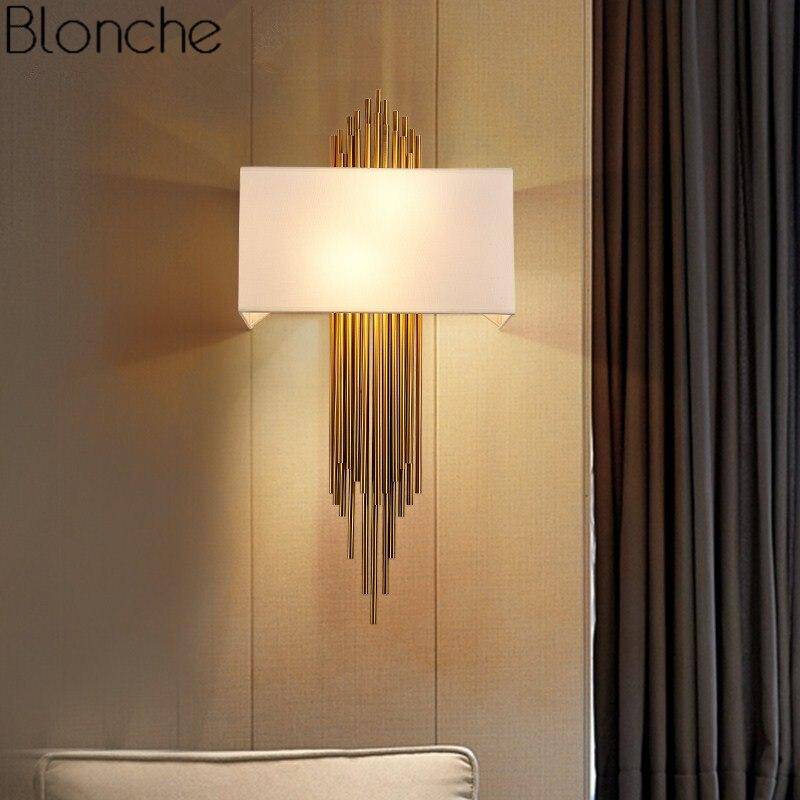 Applique murale design à LED dorée avec abat-jour blanc Luxury - vue 3 sur 5