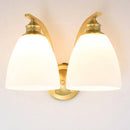 Applique murale moderne LED doré avec abat-jour arrondi blanc Herity