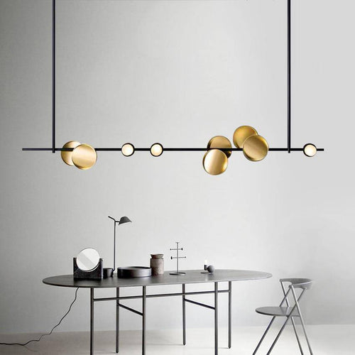 Lustre et suspension design art déco noir et doré avec lampes LED