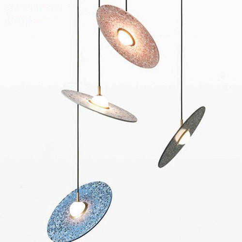 Suspension design disque style terrazzo Satellite