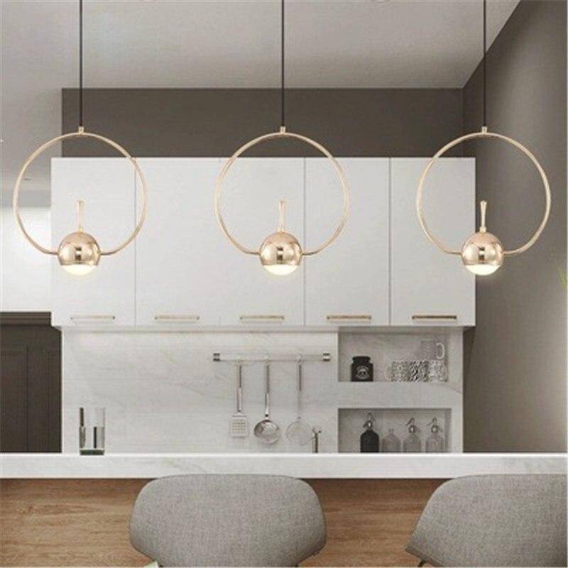 Suspension design de plusieurs forme dorée avec boule à LED - vue 2 sur 8
