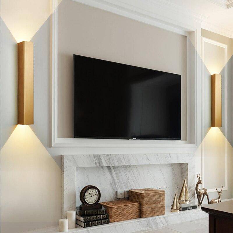 Applique murale design à LED en métal allongé coloré Loft - vue 2 sur 17