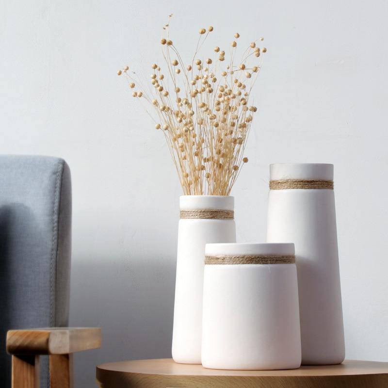 Vase moderne en céramique blanc style Japan Artist - vue 3 sur 8