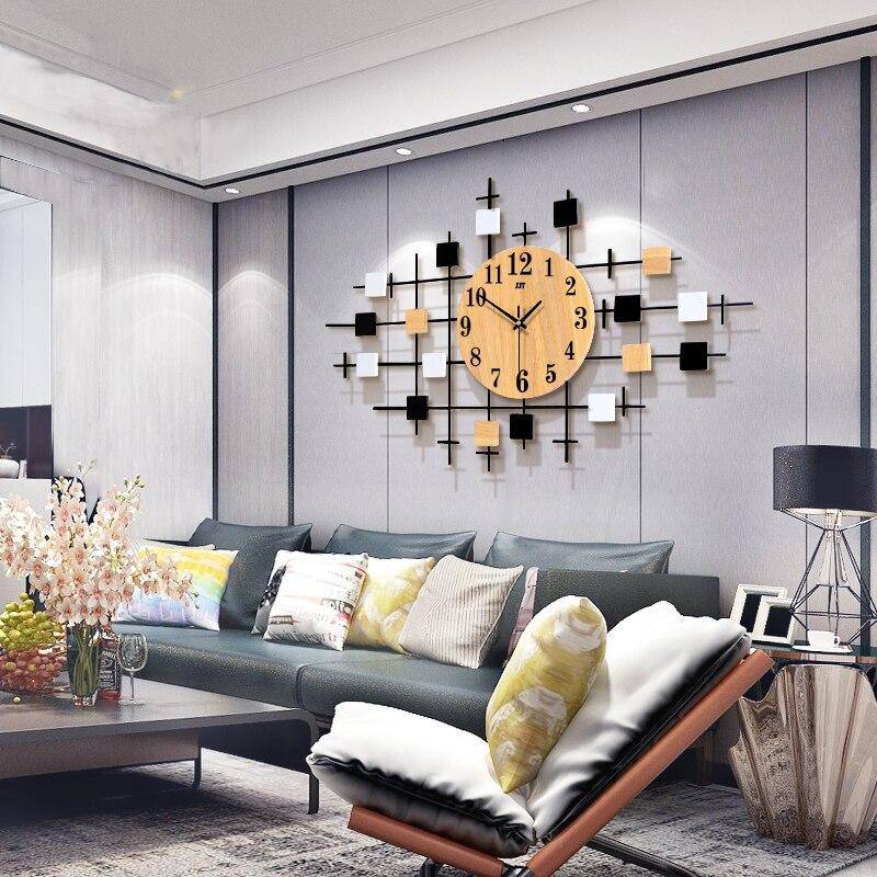 Horloge murale design en bois et carrés Home