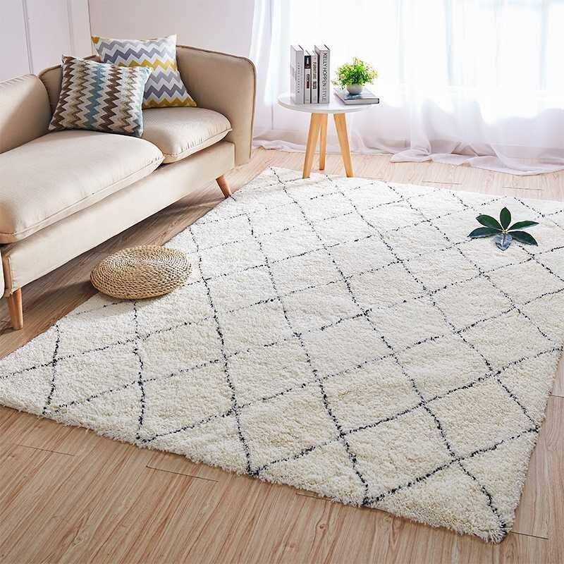 Tapis shaggy rectangle blanc à quadrillage noirs - vue 3 sur 6