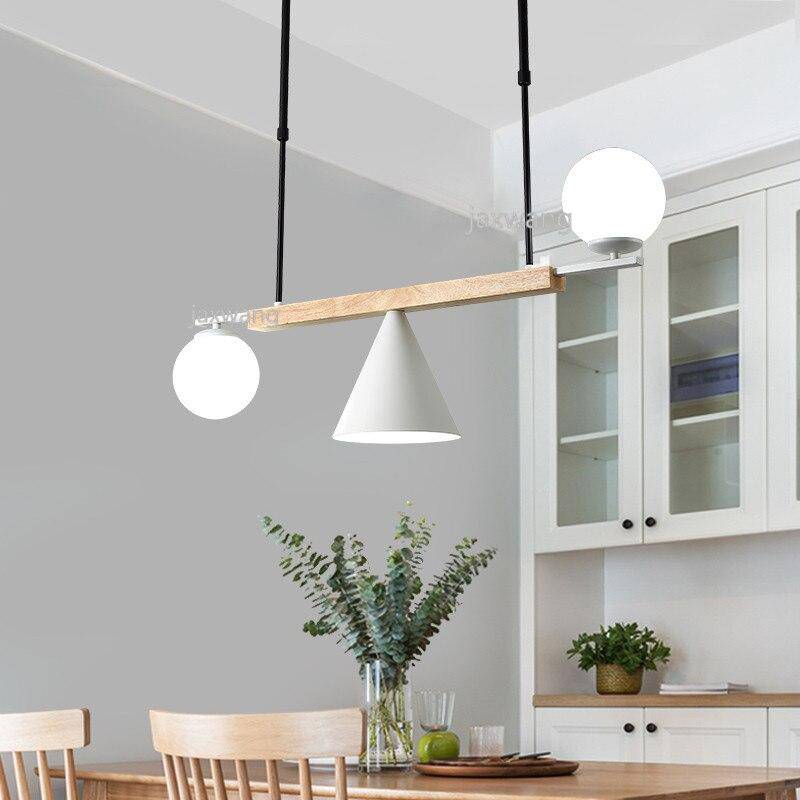 Suspension design à LED avec boules en verre et abat-jour triangle Loft - vue 2 sur 7