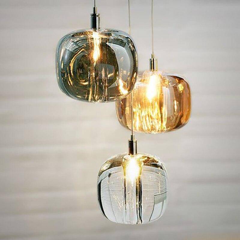 Suspension design à LED en verre coloré - vue 4 sur 12