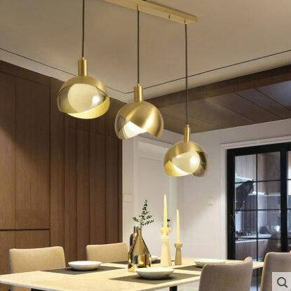 Suspension design à LED avec abat-jour en verre et métal doré - vue 6 sur 10