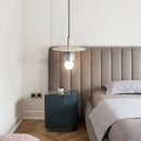 Suspension design LED avec cube en marbre et disque doré