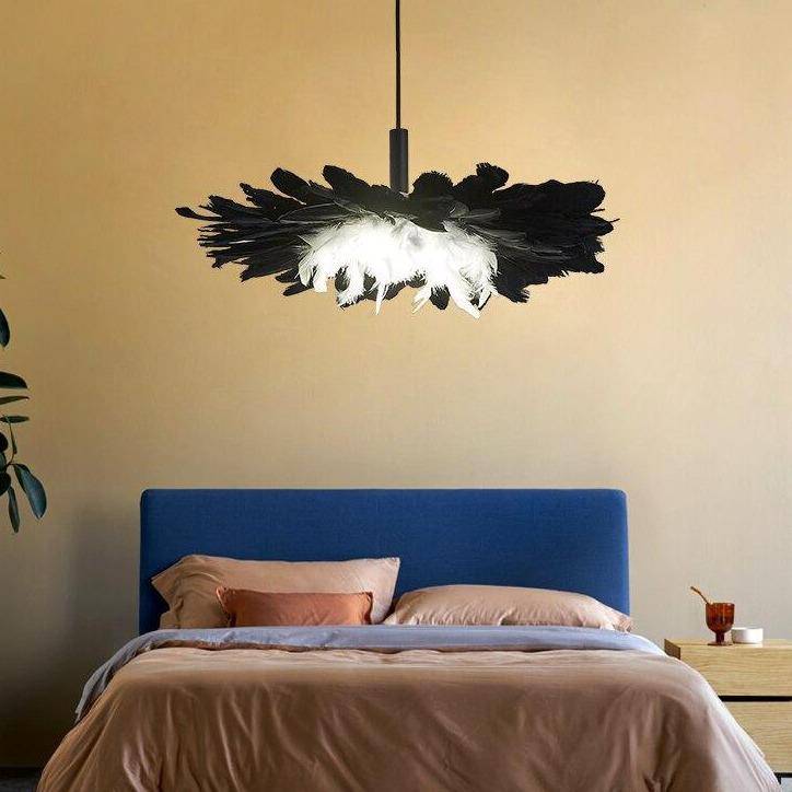 Suspension à plumes LED style romantique - vue 5 sur 6