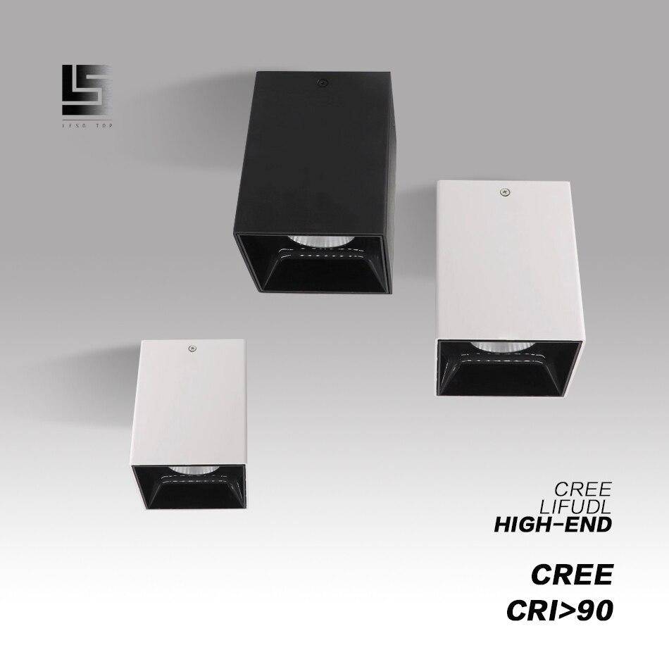 Spot moderne LED en cube noir ou blanc - vue 4 sur 7