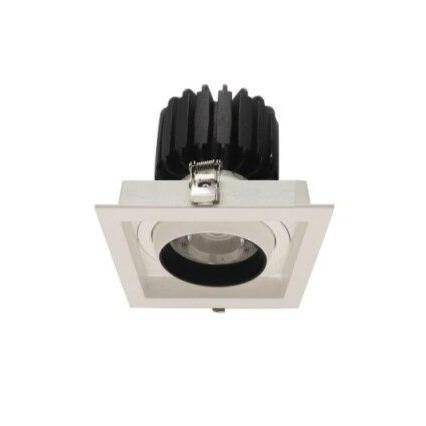 Spot moderne encastrable LED en aluminium