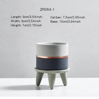 Cache-pot sur pied bas design effet ciment Ultra