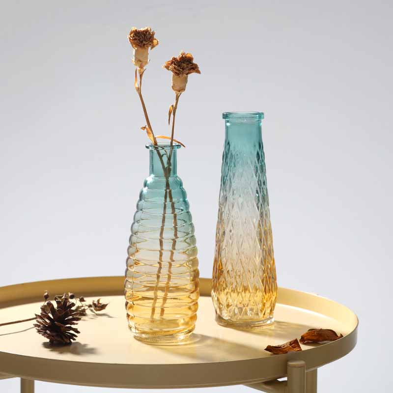 Vase en verre décoratif style scandinave - vue 6 sur 10