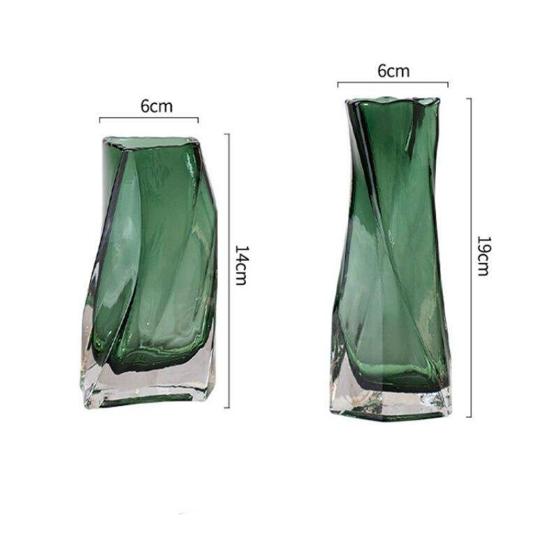 Vase en verre design au style géométrique Urna - vue 8 sur 9