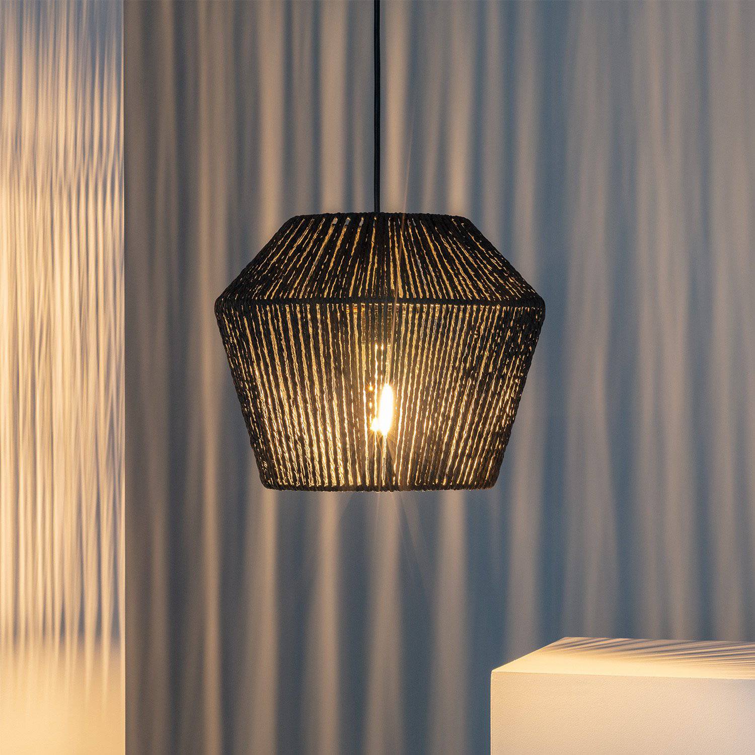 Suspension design à LED avec abat-jour papier tressé Loft - vue 2 sur 5