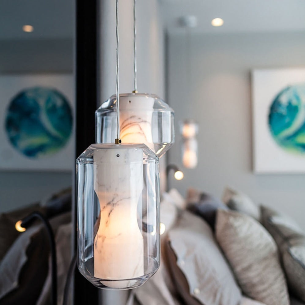 Suspension moderne LED marbre dans un prisme en verre Libe - vue 5 sur 8