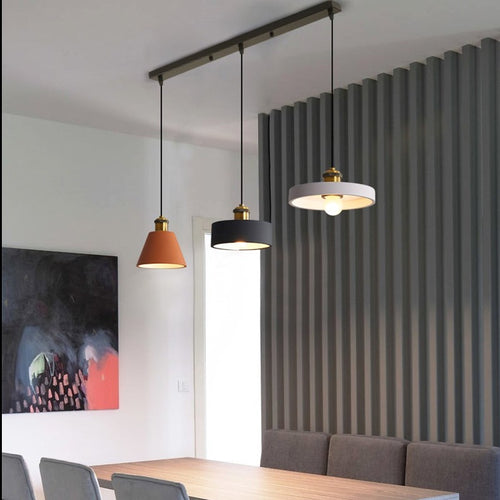 Suspension moderne LED en métal coloré Leesha