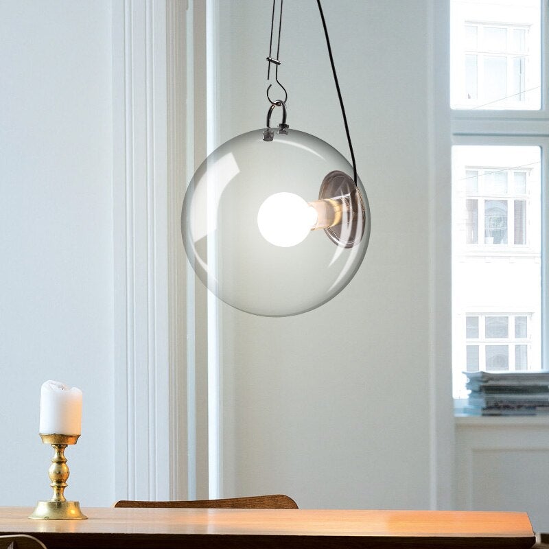 Suspension industrielle argentée avec globe en verre Irantzu - vue 4 sur 4