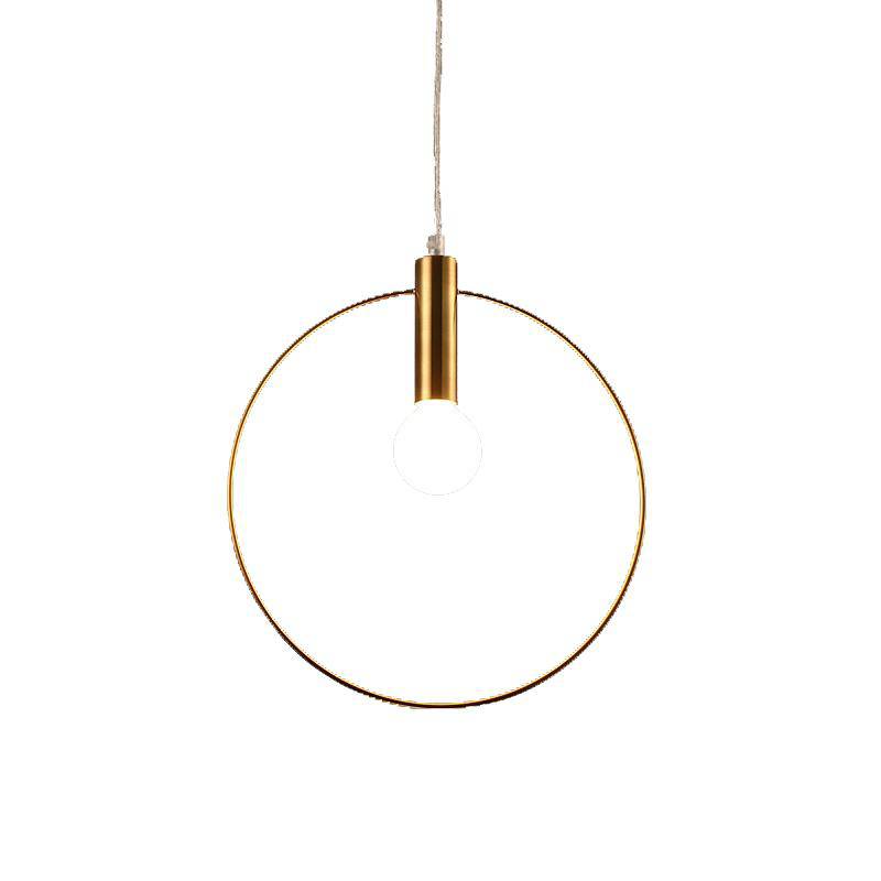 Suspension dorée à LED en forme de rond