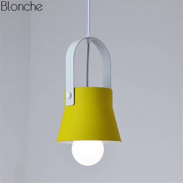 Suspension design en métal à LED Macaron