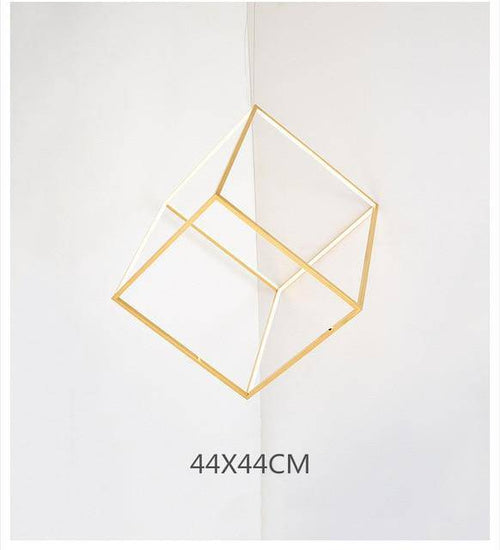 Suspension design à LED en forme de branches de cube dorée