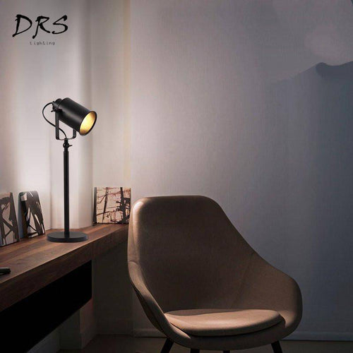 Lampe de bureau à LED spot ajustable sur pied noir