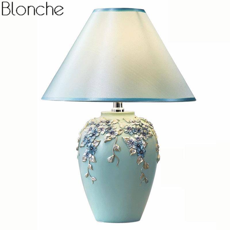 Lampe de chevet à poser avec abat-jour et base fleuri colorée - vue 4 sur 12