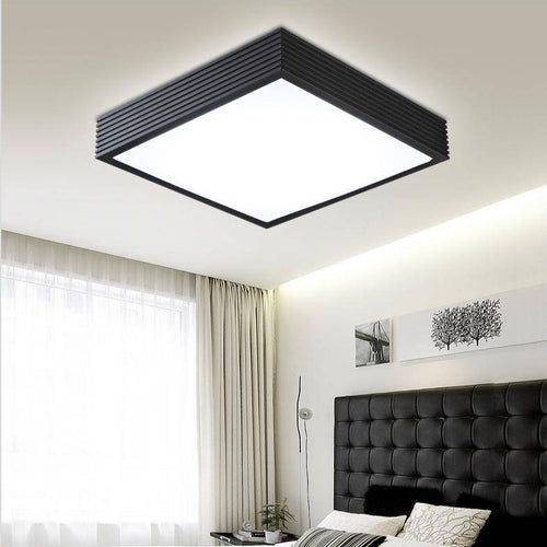 Plafonnier LED carré en métal Stepless