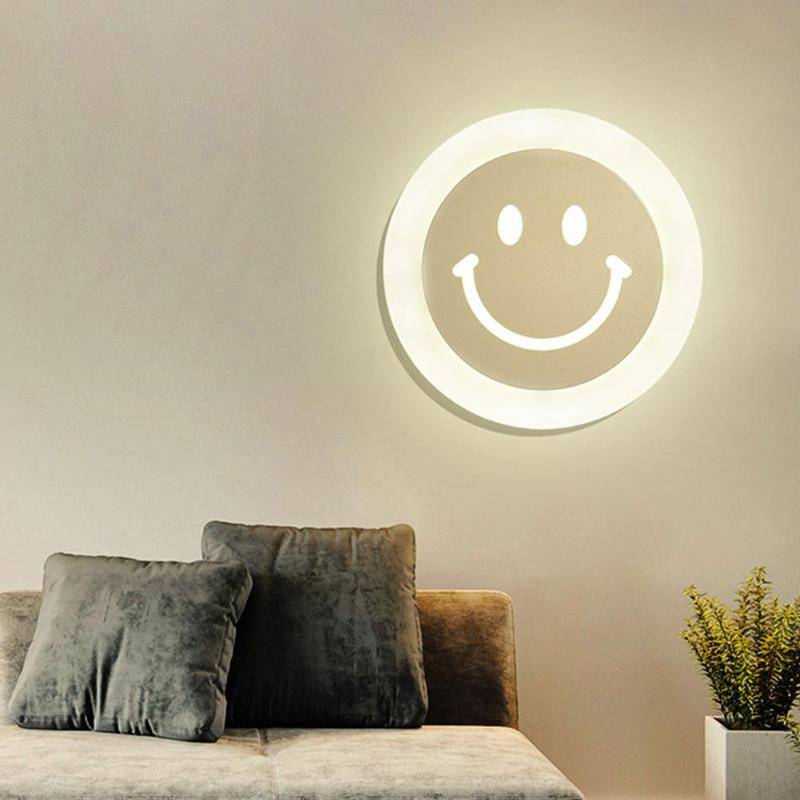 Applique murale LED smiley moderne - vue 3 sur 4