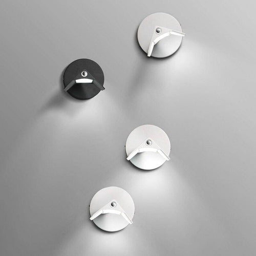 Applique murale design à LED en métal aux formes géométriques