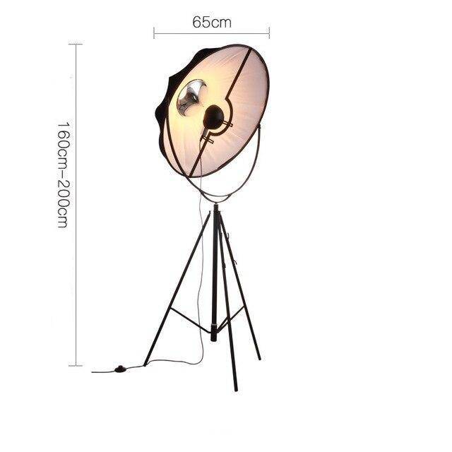 Lampadaire tripode pour photo Sattelite