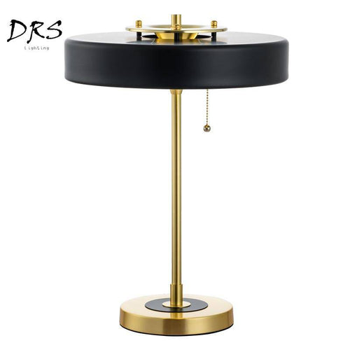 Lampe de chevet doré et abat-jour métal noir cylindrique Mesa